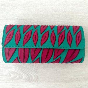 Nanette Lepore Clutch Green Fuchsia  Pink Leather Leaves Stitched (Never Worn)